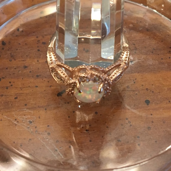 White Opal Rose Gold Ring - Picture 8 of 10